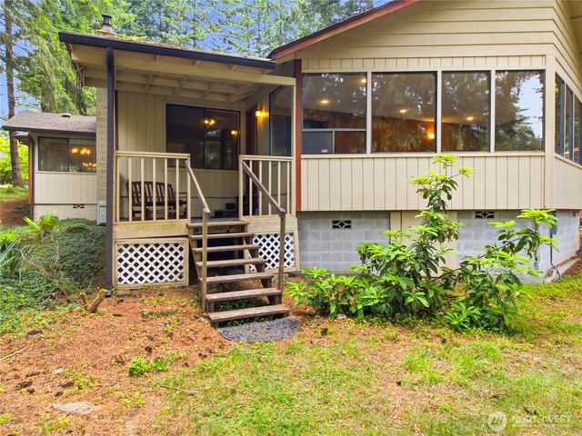 7836 Tanwax Drive SE, Olympia, WA 98513
