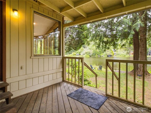 7836 Tanwax Drive SE, Olympia, WA 98513