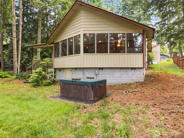 7836 Tanwax Drive SE, Olympia, WA 98513