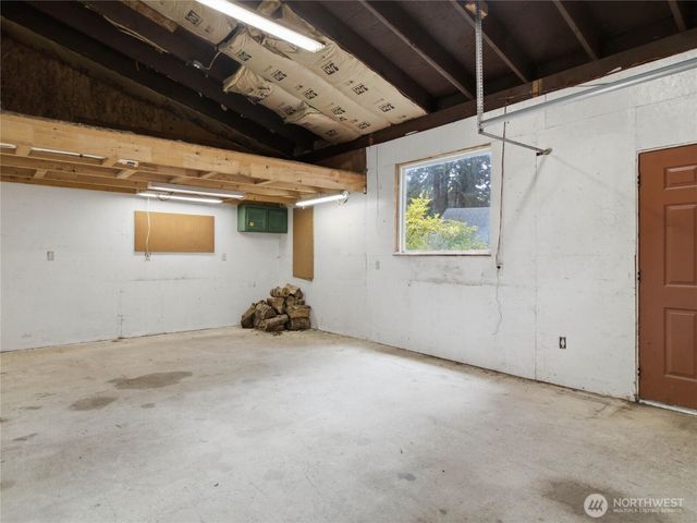 7836 Tanwax Drive SE, Olympia, WA 98513