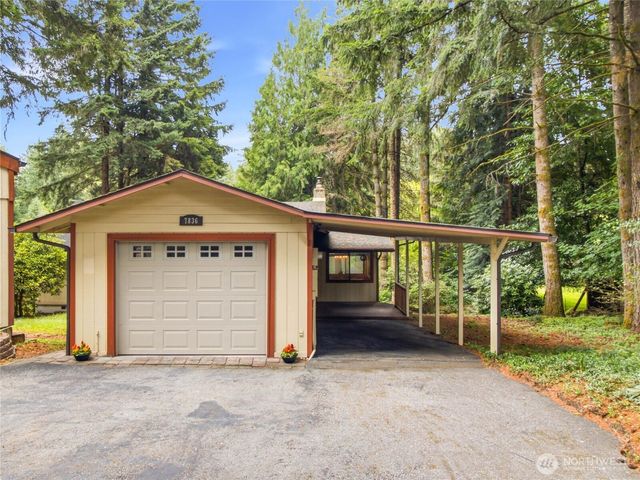 7836 Tanwax Drive SE, Olympia, WA 98513
