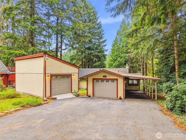 7836 Tanwax Drive SE, Olympia, WA 98513
