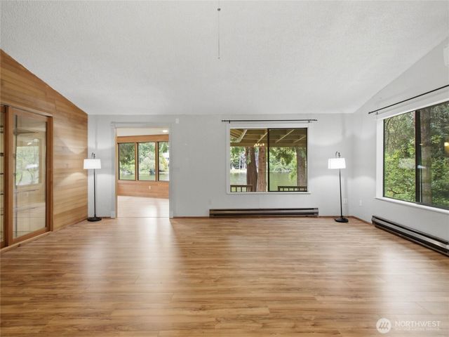 7836 Tanwax Drive SE, Olympia, WA 98513