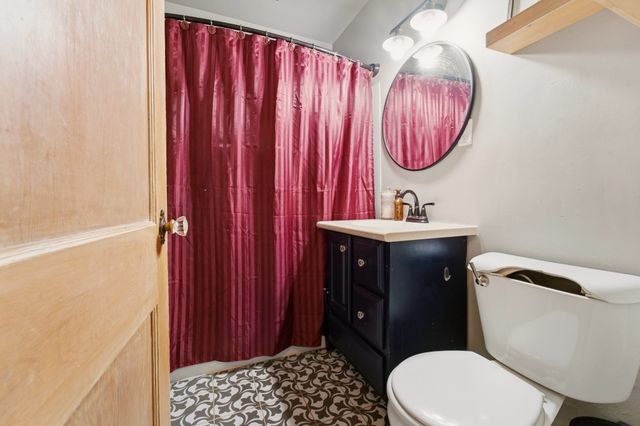 3310 E 12th Street, Des Moines, IA 50316