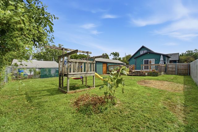 3310 E 12th Street, Des Moines, IA 50316