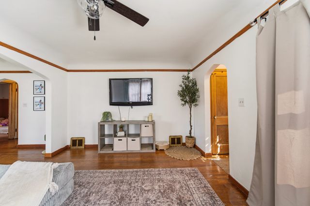 3310 E 12th Street, Des Moines, IA 50316