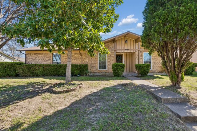 2206 Richbrook Drive, Garland, TX 75044