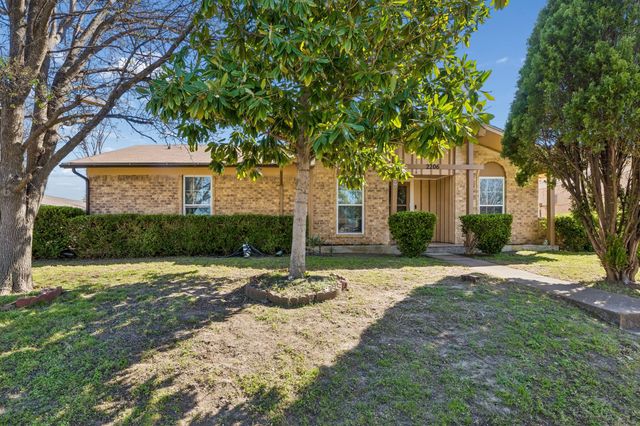 2206 Richbrook Drive, Garland, TX 75044