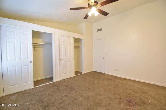 5570 W Becker Lane, Glendale, AZ 85304