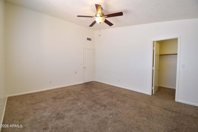 5570 W Becker Lane, Glendale, AZ 85304