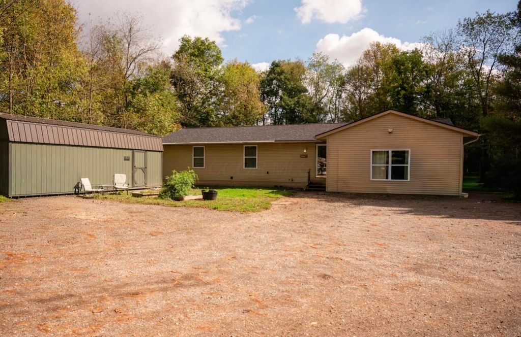 3067 Johnstown Utica Road, Johnstown, OH 43031