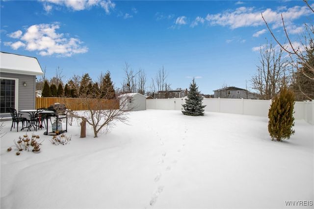 145 The Commons, Grand Island, NY 14072