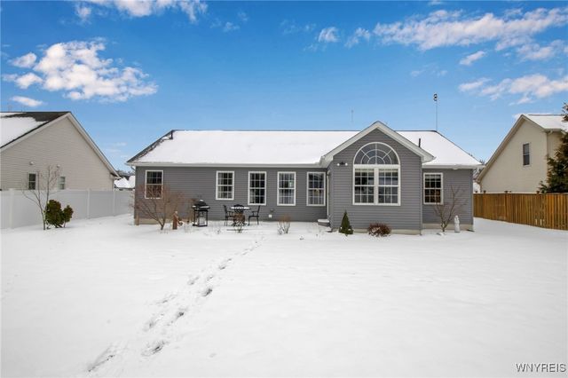 145 The Commons, Grand Island, NY 14072