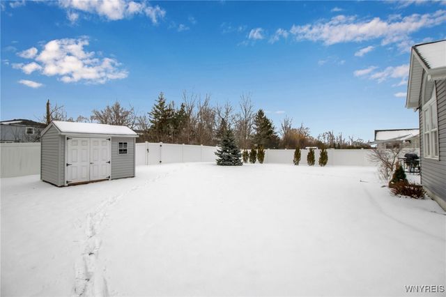 145 The Commons, Grand Island, NY 14072