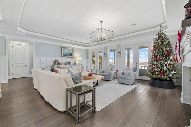 636 N Creekside Dr., Murrells Inlet, SC 29576