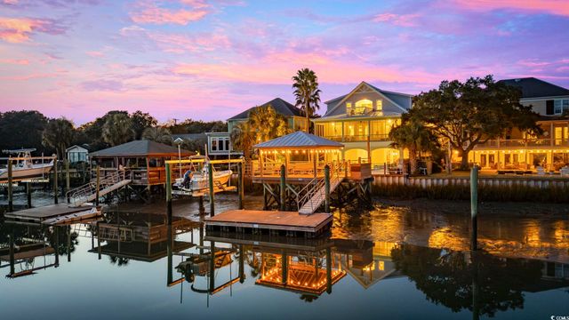 636 N Creekside Dr., Murrells Inlet, SC 29576