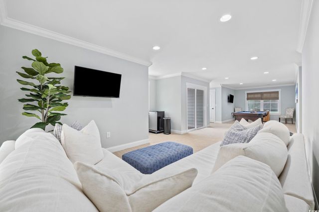 636 N Creekside Dr., Murrells Inlet, SC 29576