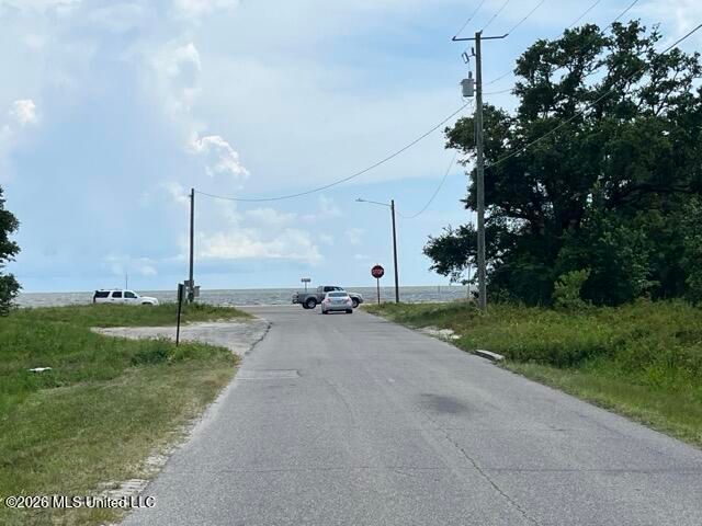 216 White Harbor Road, Long Beach, MS 39560