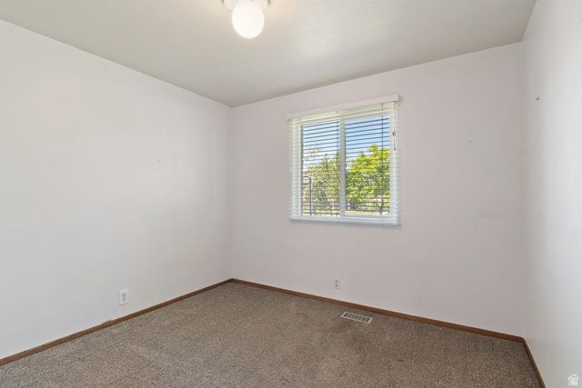 11119 S LONDONDERRY DR, Sandy, UT 84092