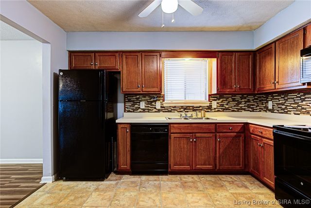 1710 Charlestown New Albany Road 59, Jeffersonville, IN 47130