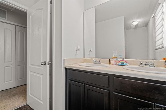 287 Hallow Oak Street, Spring Lake, NC 28390