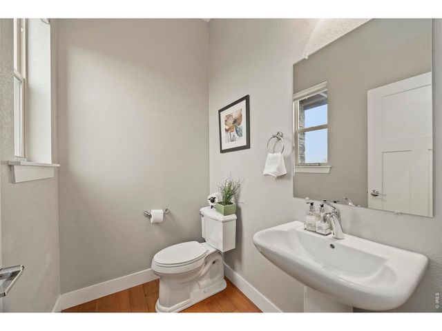 2572 Bluestem Willow Dr, Loveland, CO 80538