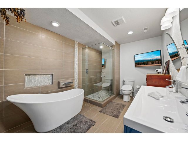 2572 Bluestem Willow Dr, Loveland, CO 80538