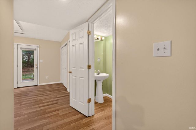 3381 S Oaklawn Circle, Bloomington, IN 47401