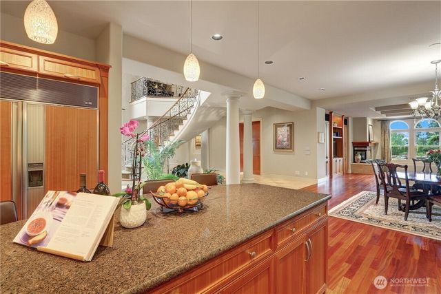 1055 91st Avenue NE, Bellevue, WA 98004
