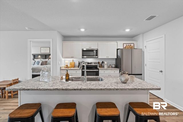 9052 Home Avenue, Irvington, AL 36544