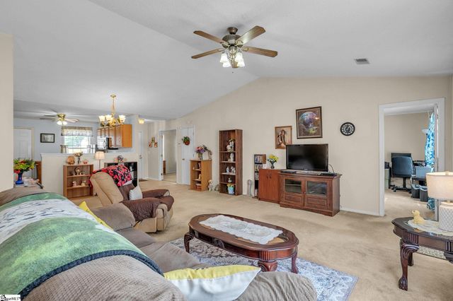 8 Pasture Place, Simpsonville, SC 29681