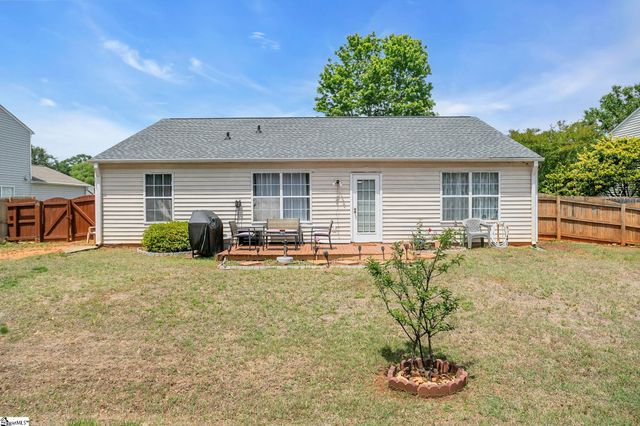 8 Pasture Place, Simpsonville, SC 29681