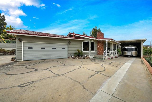 8055 Cinnabar Dr, La Mesa, CA 91941