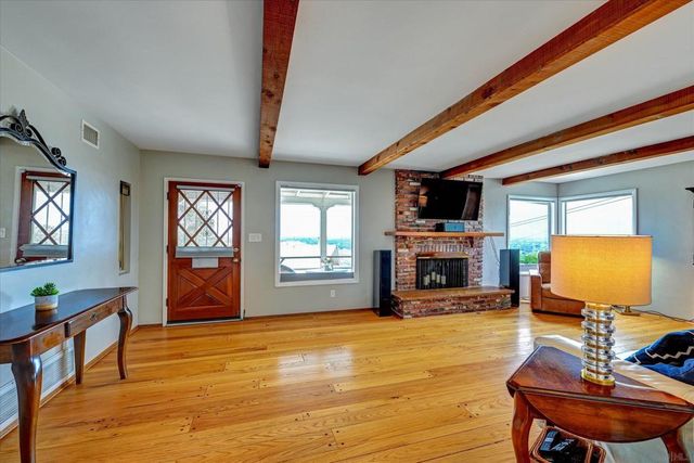 8055 Cinnabar Dr, La Mesa, CA 91941