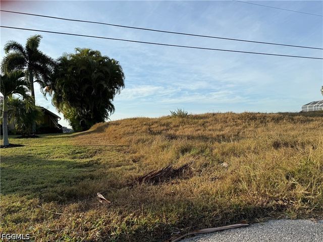 1128 SW 43rd ST, Cape Coral, FL 33914