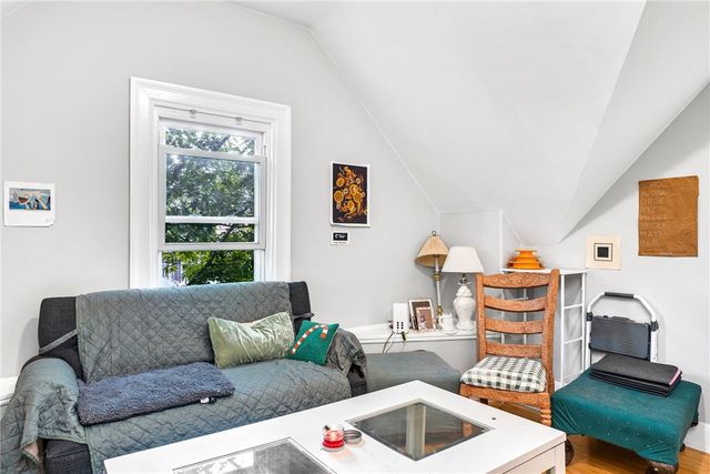 4 Poplar Street 3, Providence, RI 02906