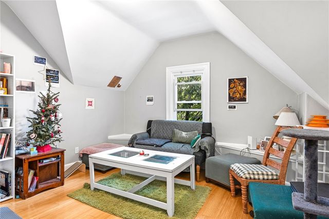 4 Poplar Street 3, Providence, RI 02906