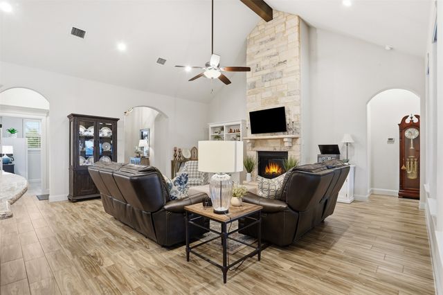 1022 Anna Circle, Granbury, TX 76048