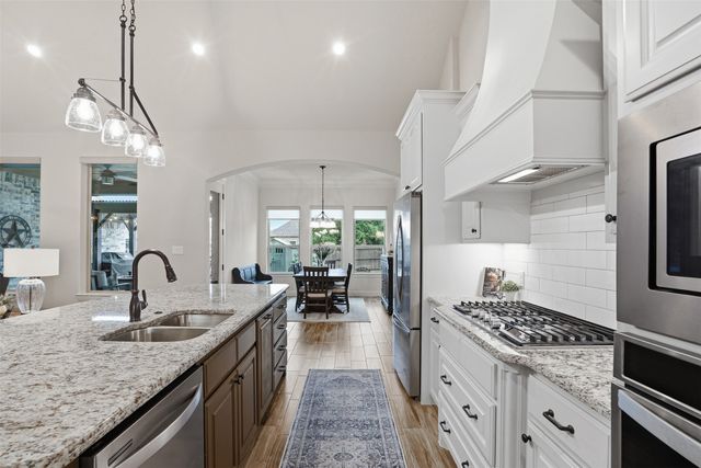 1022 Anna Circle, Granbury, TX 76048