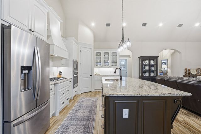 1022 Anna Circle, Granbury, TX 76048