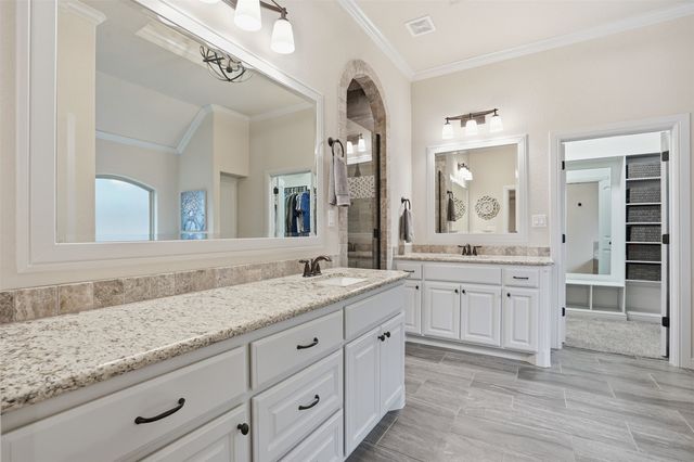 1022 Anna Circle, Granbury, TX 76048