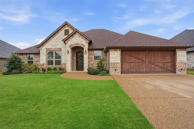 1022 Anna Circle, Granbury, TX 76048