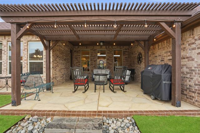 1022 Anna Circle, Granbury, TX 76048