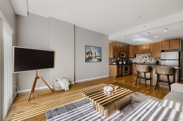 1950 N Logan Street 807, Denver, CO 80203