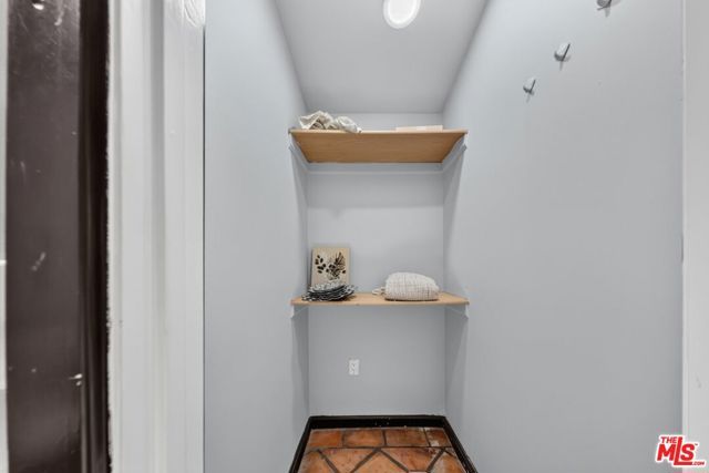 9031 Phyllis Avenue 3A, West Hollywood, CA 90069