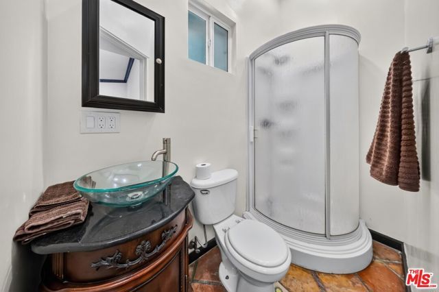 9031 Phyllis Avenue 3A, West Hollywood, CA 90069