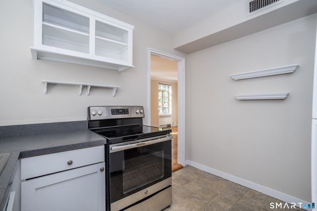 869 Farmington Avenue 103, West Hartford, CT 06119