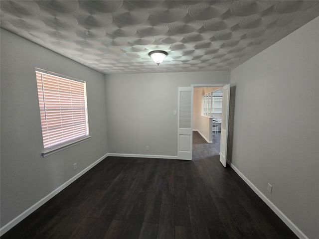 1623 Heather Glen Drive, Dallas, TX 75232