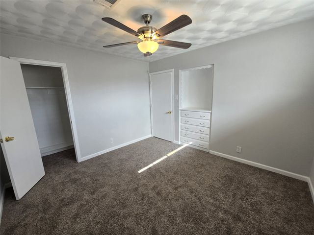 1623 Heather Glen Drive, Dallas, TX 75232