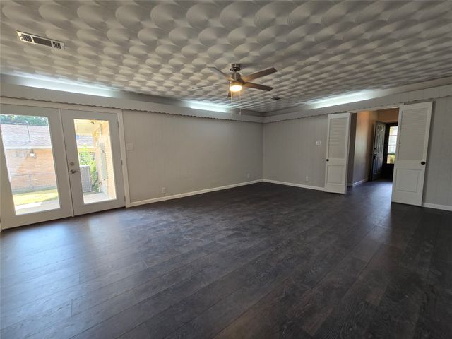 1623 Heather Glen Drive, Dallas, TX 75232
